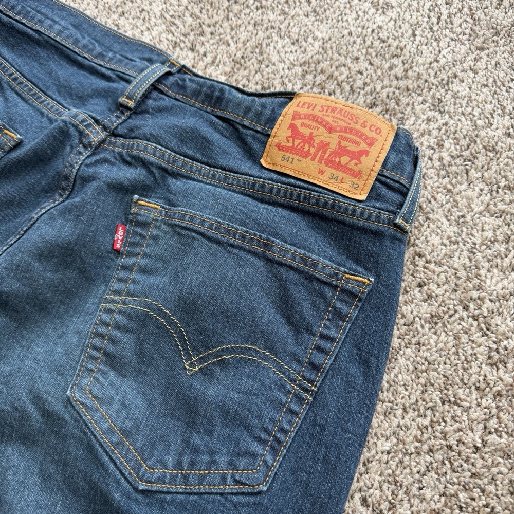 Levi's Men's 541 Athletic Taper Jeans 34x32 Blue Stretch Classic Modern USA